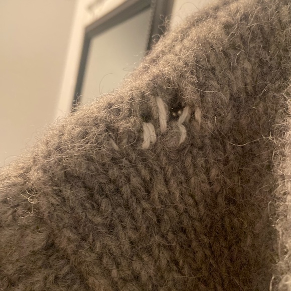 Handmade Wool - Picture 2 of 2